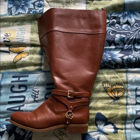 Michael Kors High Calf Boot - Picture 6 of 7